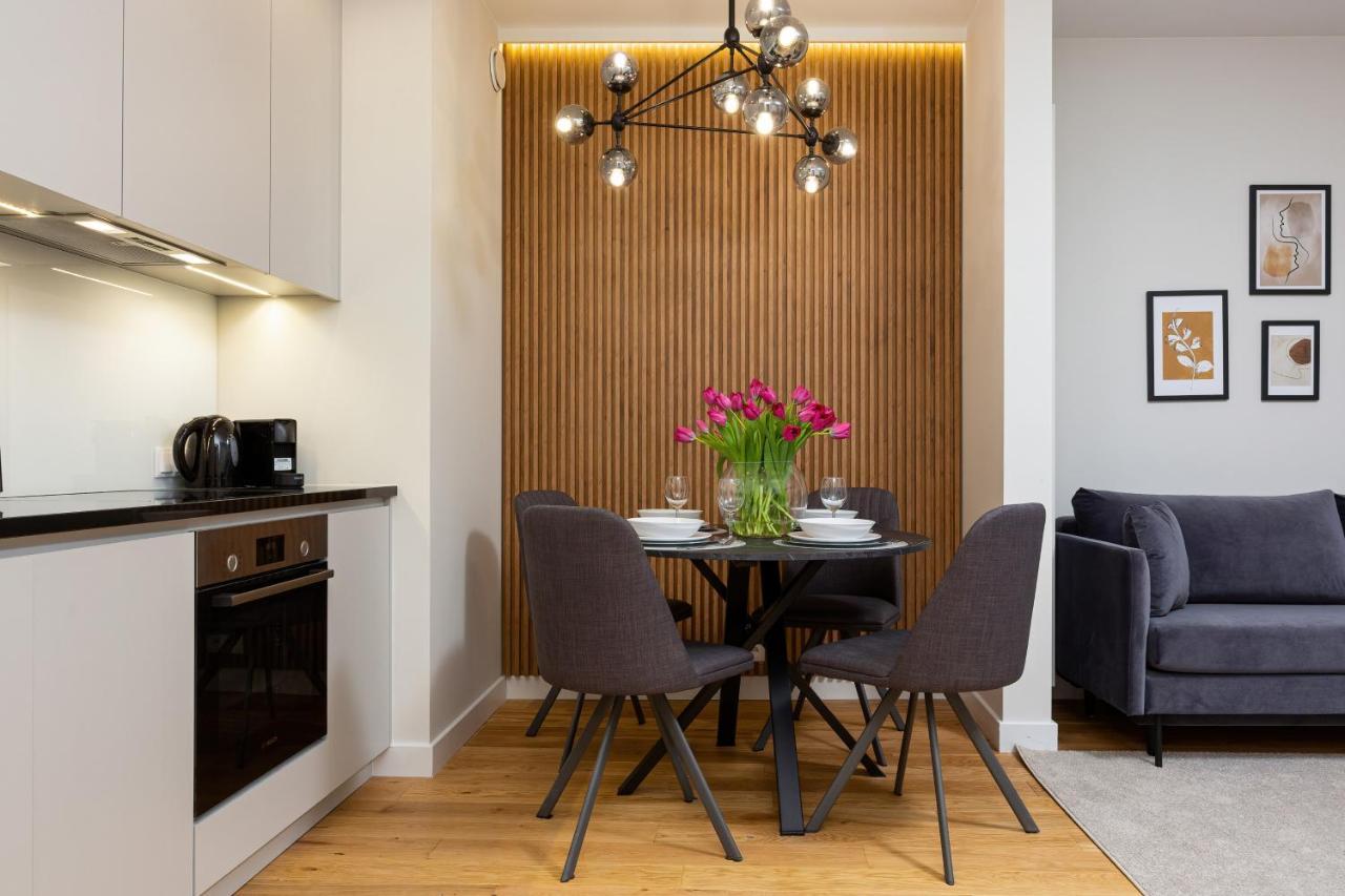 Mennica Residence - City Center By Renters Prestige Варшава Экстерьер фото